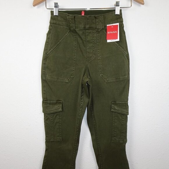 Spanx Cargo Pants Women's Size XS Green Pull On High Waist Ankle Twill - Picture 2 of 8